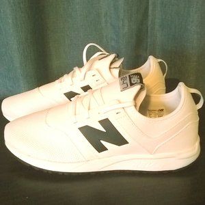 Men's all white NB New Balance sneaker 9.5